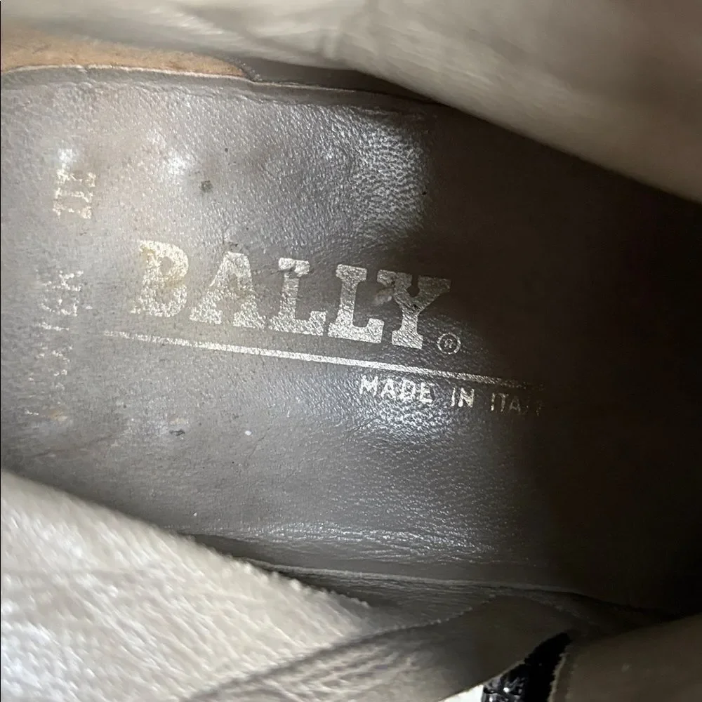 Bally check out